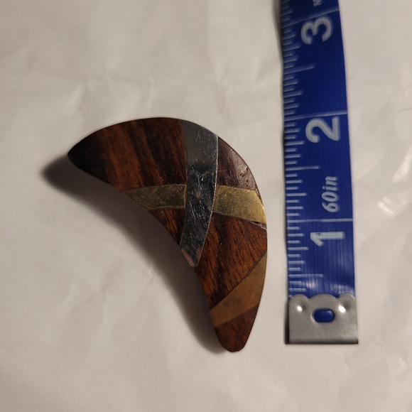 Vintage Wooden Brooch - Picture 7 of 8